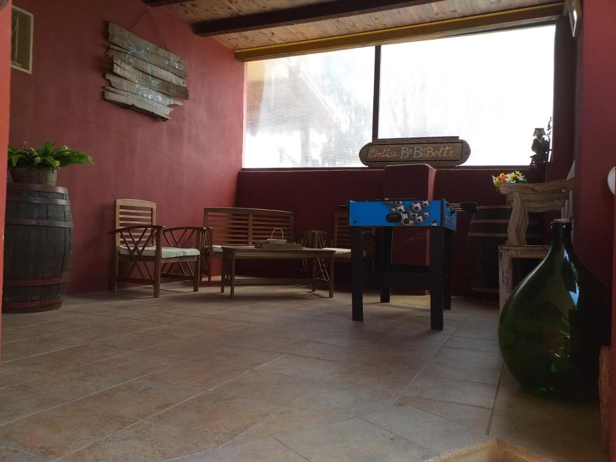 B&B Antica Botte ซัสซารี ภายนอก รูปภาพ