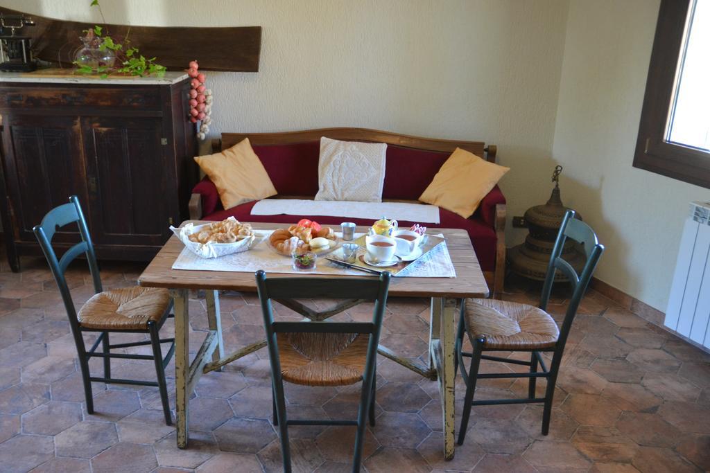 B&B Antica Botte ซัสซารี ภายนอก รูปภาพ