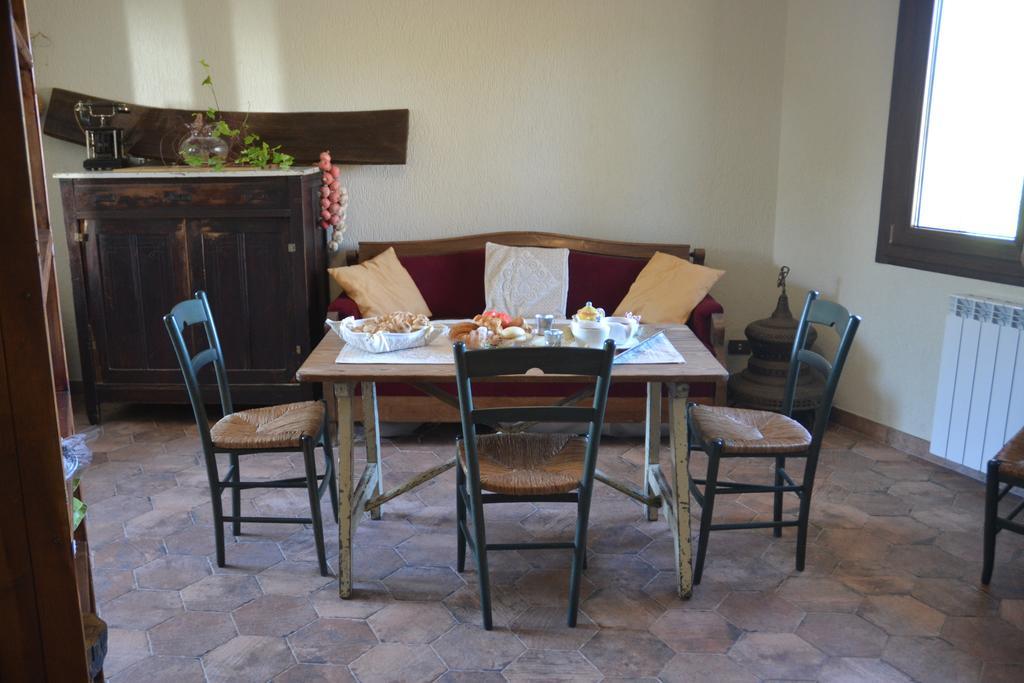 B&B Antica Botte ซัสซารี ภายนอก รูปภาพ